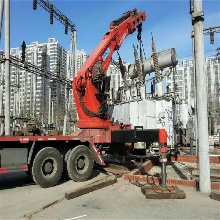 平泉县就近吊车出租|工地厂房吊装设备租赁|24小时高效响应