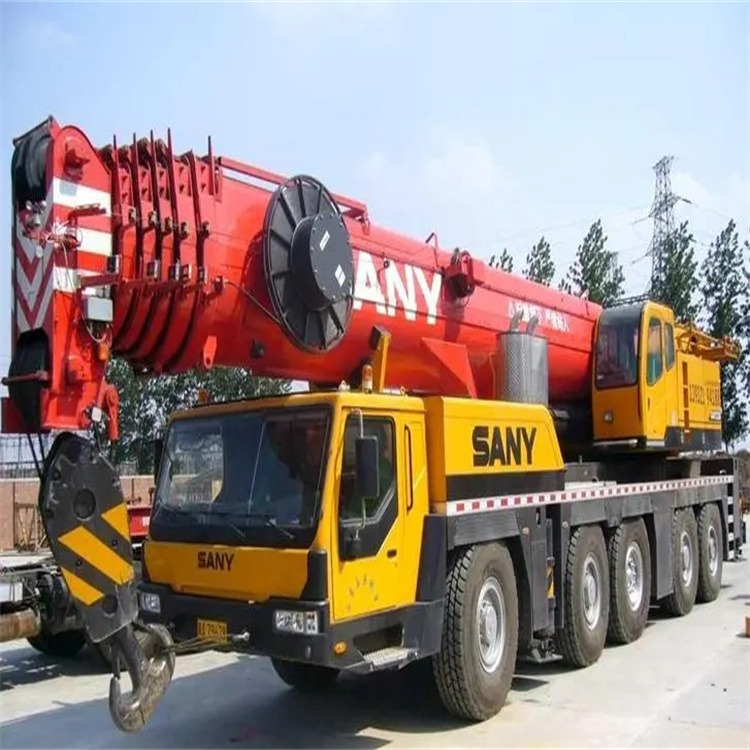 平泉县附近工地哪里有吊车出租|应急吊装服务|24小时灵活调度